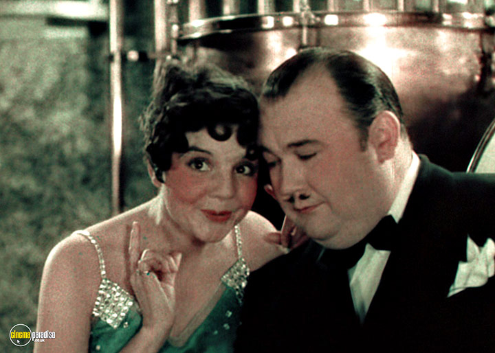 A still #121 from King of Jazz (1930)