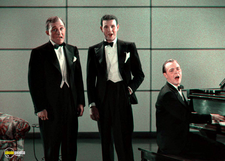 A still #128 from King of Jazz (1930)