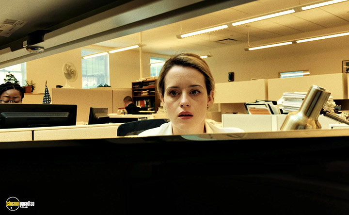 A still #41 from Unsane (2018)