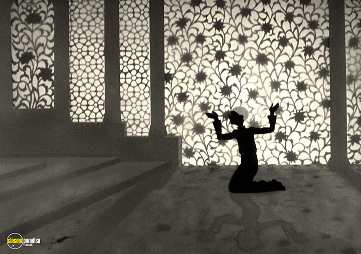 A still #10 from Momotaro, Sacred Sailors (1945)
