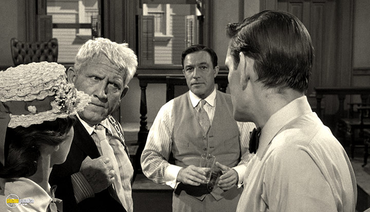 A still #19 from Inherit the Wind (1960)