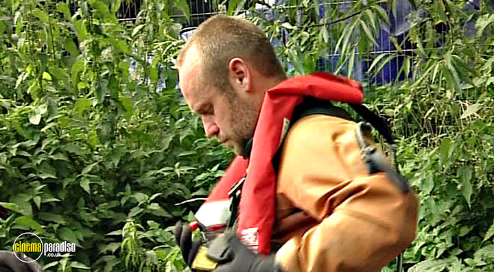 A still #7 from Thames Wildlife: Superhighway (2007)