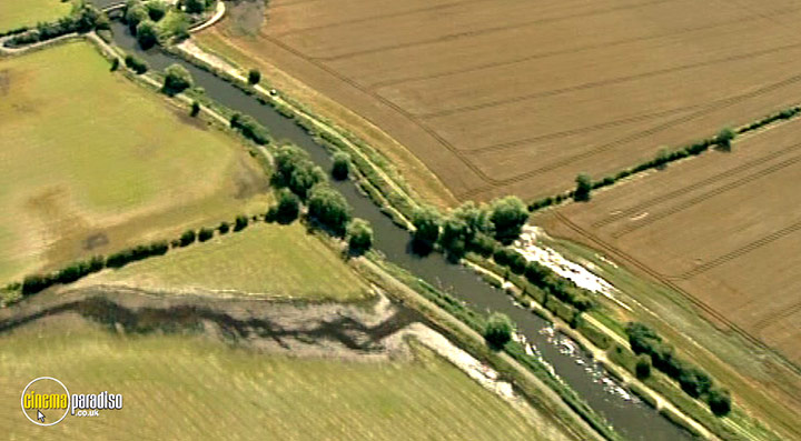 A still #56 from Thames Wildlife: Superhighway (2007)