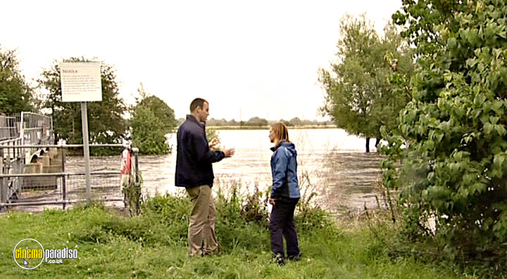 A still #64 from Thames Wildlife: Superhighway (2007)