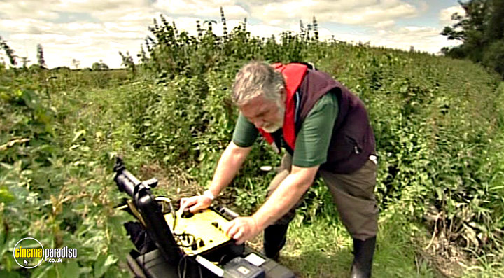 A still #79 from Thames Wildlife: Superhighway (2007)