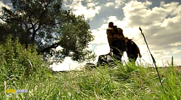 A still #82 from Thames Wildlife: Superhighway (2007)