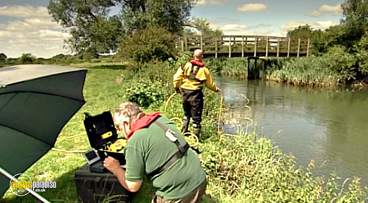 A still #88 from Thames Wildlife: Superhighway (2007)