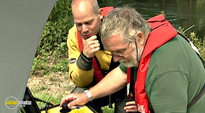 A still #11 from Thames Wildlife: Superhighway (2007)