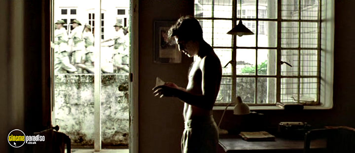 A still #55 from Nowhere in Africa (2001)