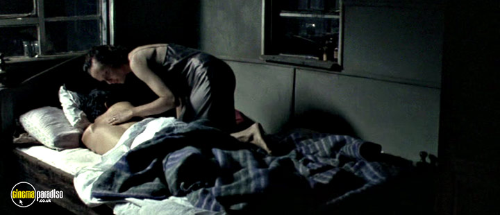 A still #69 from Nowhere in Africa (2001)