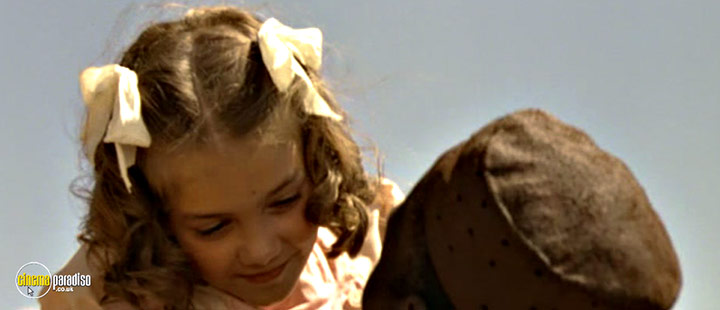 A still #84 from Nowhere in Africa (2001)