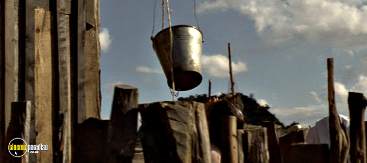 A still #88 from Nowhere in Africa (2001)