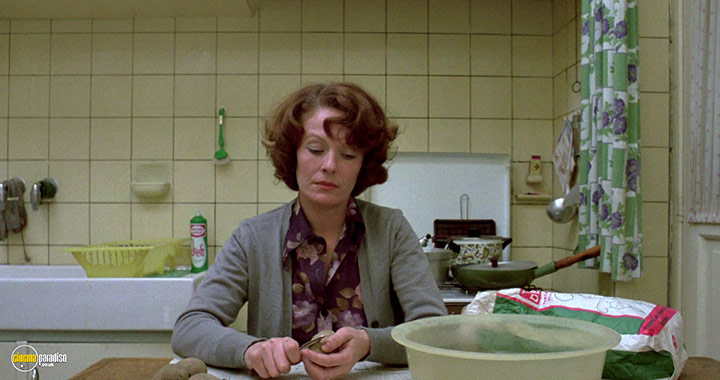A still #1 from Jeanne Dielman, 23 Quai du Commerce, 1080 Bruxelles (1975)