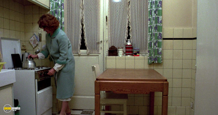 A still #27 from Jeanne Dielman, 23 Quai du Commerce, 1080 Bruxelles (1975)