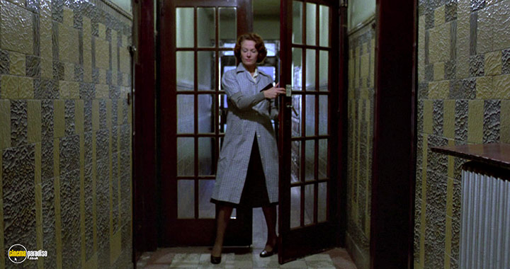 A still #41 from Jeanne Dielman, 23 Quai du Commerce, 1080 Bruxelles (1975)