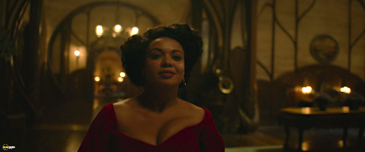 A still #7 from Wicked (2024)