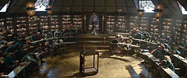A still #24 from Wicked (2024)