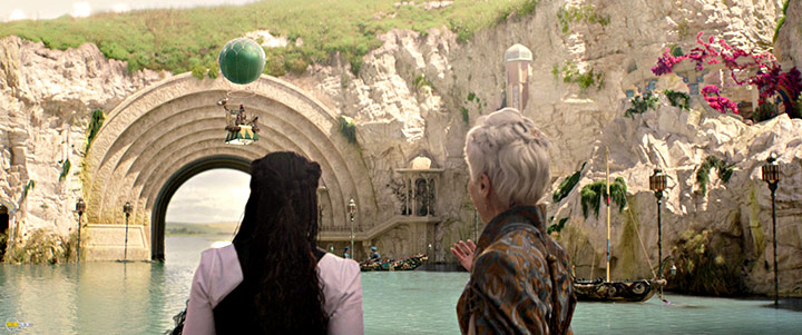 A still #28 from Wicked (2024)