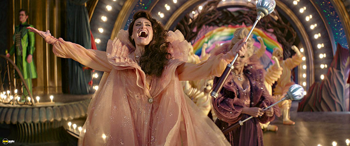 A still #33 from Wicked (2024)