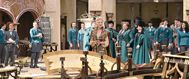 A still #41 from Wicked (2024)