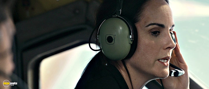 A still #24 from Flight Risk (2025)