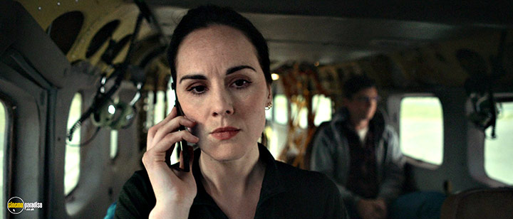 A still #49 from Flight Risk (2025)