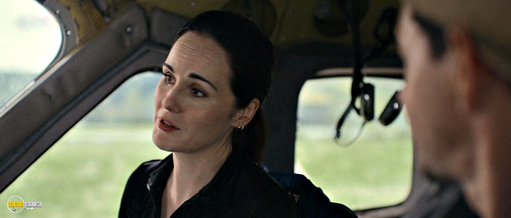 A still #60 from Flight Risk (2025)