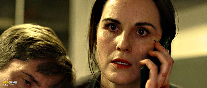 A still #64 from Flight Risk (2025)