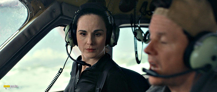 A still #71 from Flight Risk (2025)