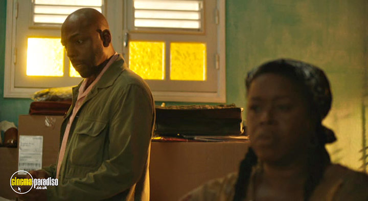 A still #19 from Death in Paradise: Series 14 (2025)