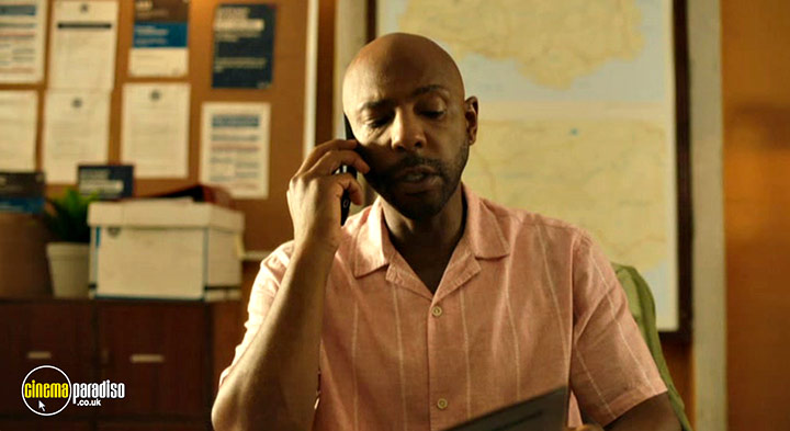 A still #21 from Death in Paradise: Series 14 (2025)