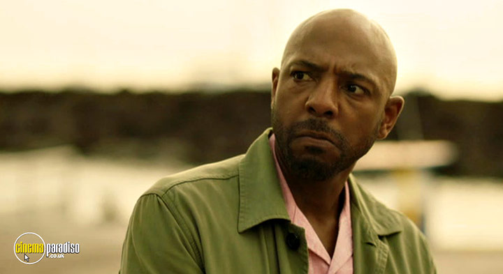 A still #13 from Death in Paradise: Series 14 (2025)