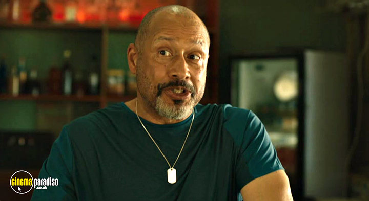 A still #31 from Death in Paradise: Series 14 (2025)