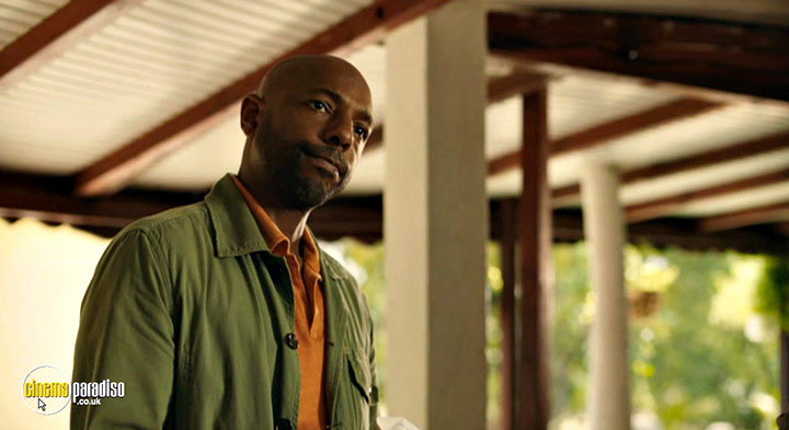 A still #34 from Death in Paradise: Series 14 (2025)