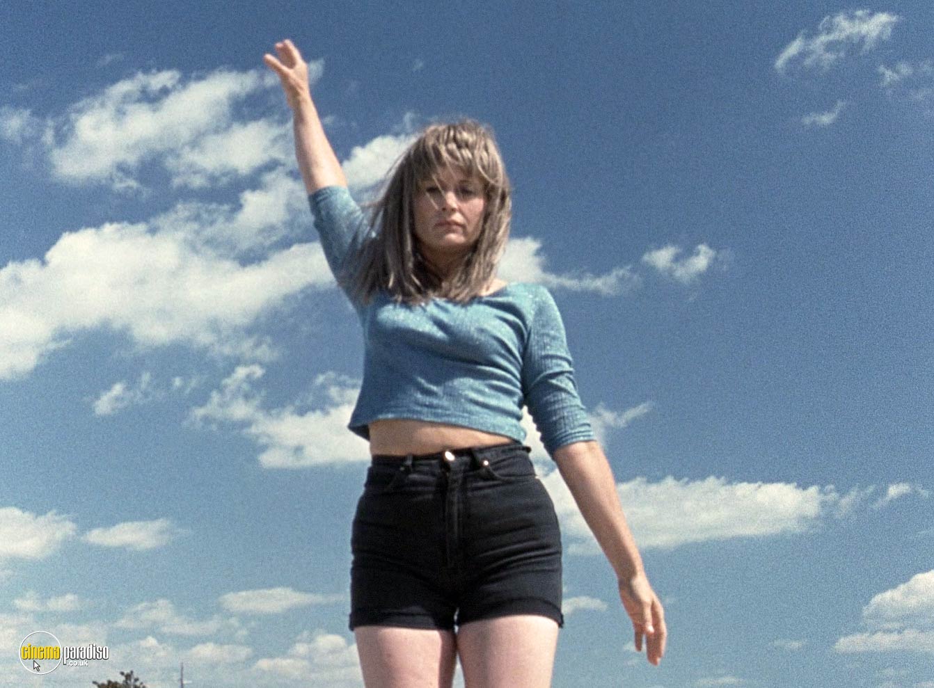 A still from River of Grass (1994) 