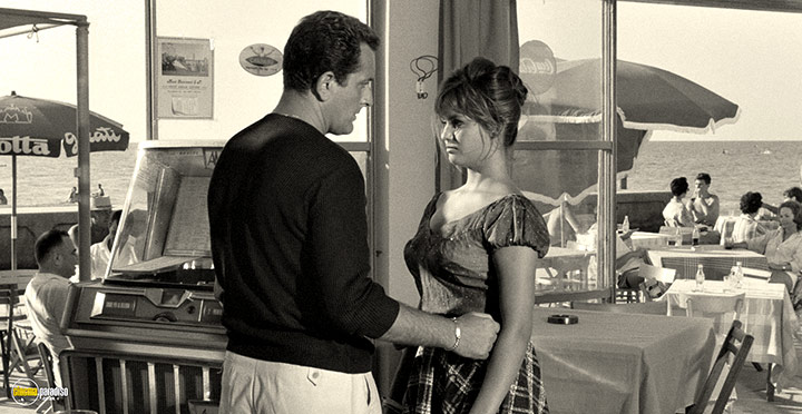 A still #53 from Girl with a Suitcase (1961)