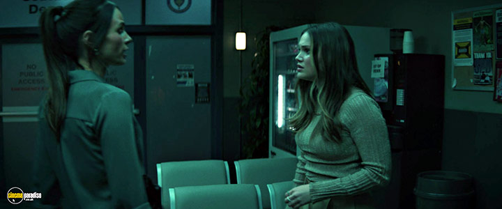 A still #16 from Heart Eyes (2025)