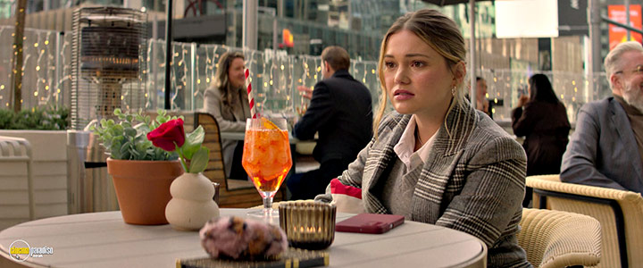 A still #45 from Heart Eyes (2025)
