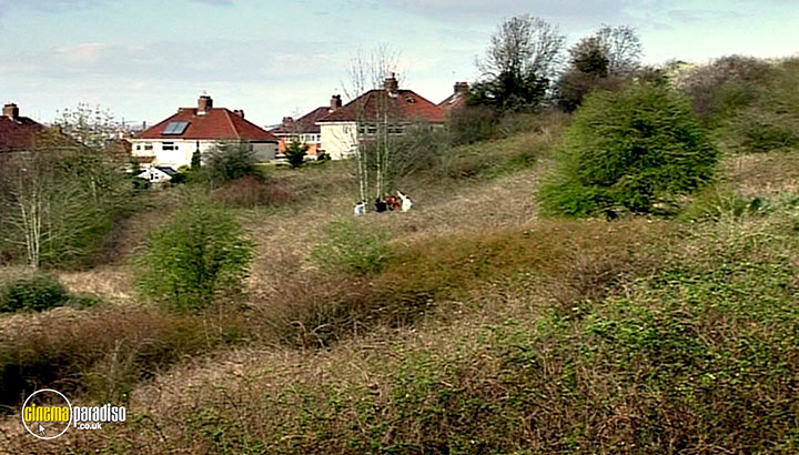 A still #16 from River Cottage Autumn (2008)