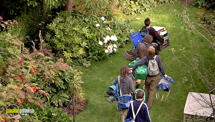 A still #28 from River Cottage Autumn (2008)