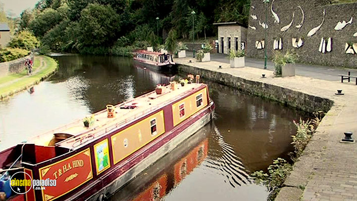 A still #29 from River Cottage Autumn (2008)