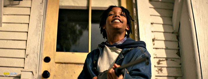 A still #17 from The Woman in the Yard (2025)