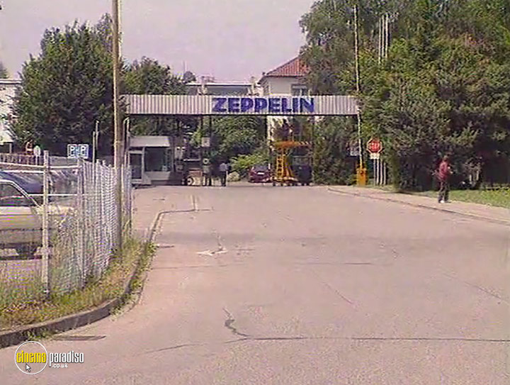 A still #2 from The Zeppelin (1998)
