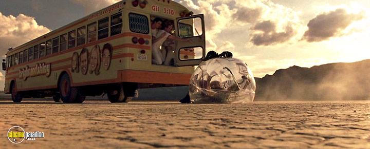 A still #49 from Bubble Boy (2001)