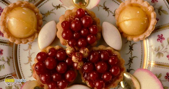A still #16 from Marie Antoinette (2006)
