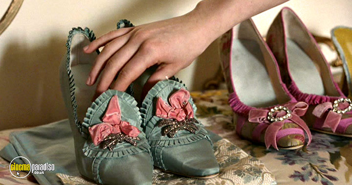 A still #17 from Marie Antoinette (2006)