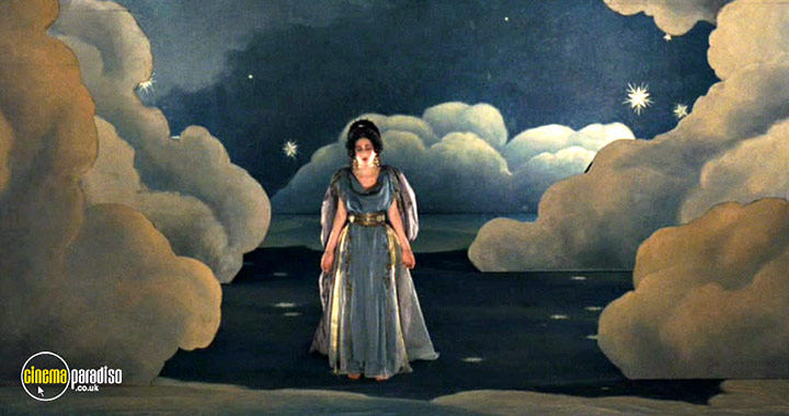 A still #24 from Marie Antoinette (2006)