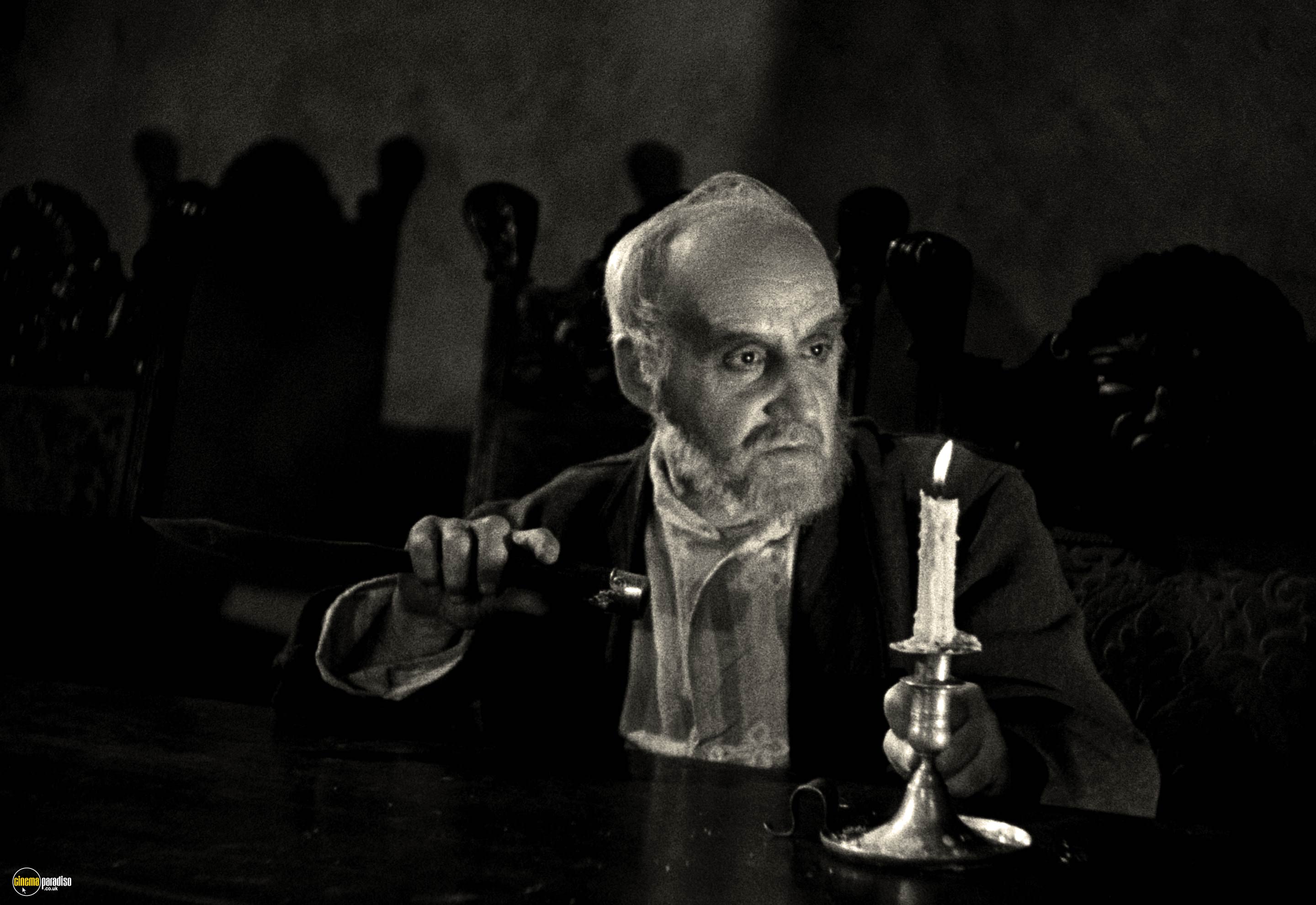 A still #14 from The Old Dark House (1932)