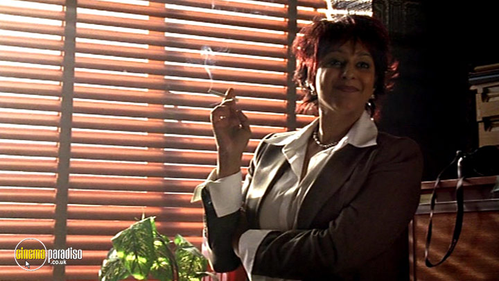 A still #4 from Jekyll: Series 1 (2006)