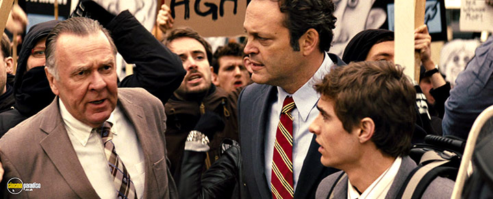 A still #25 from Unfinished Business (2015)